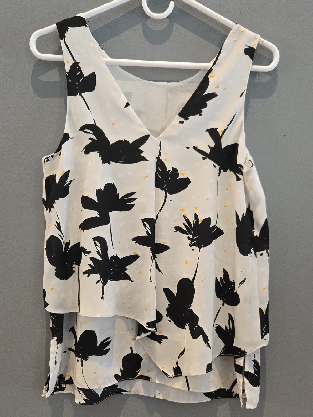 V-Neck Layered Floral Tank Top - Black & White with Yellow Accents